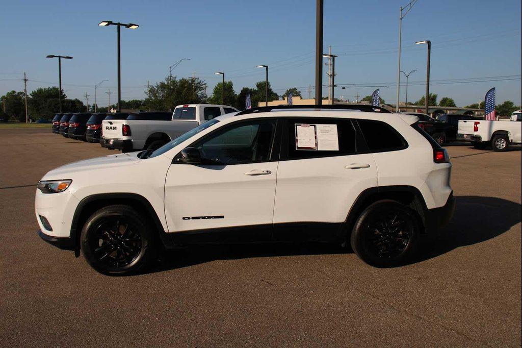 used 2023 Jeep Cherokee car, priced at $25,875
