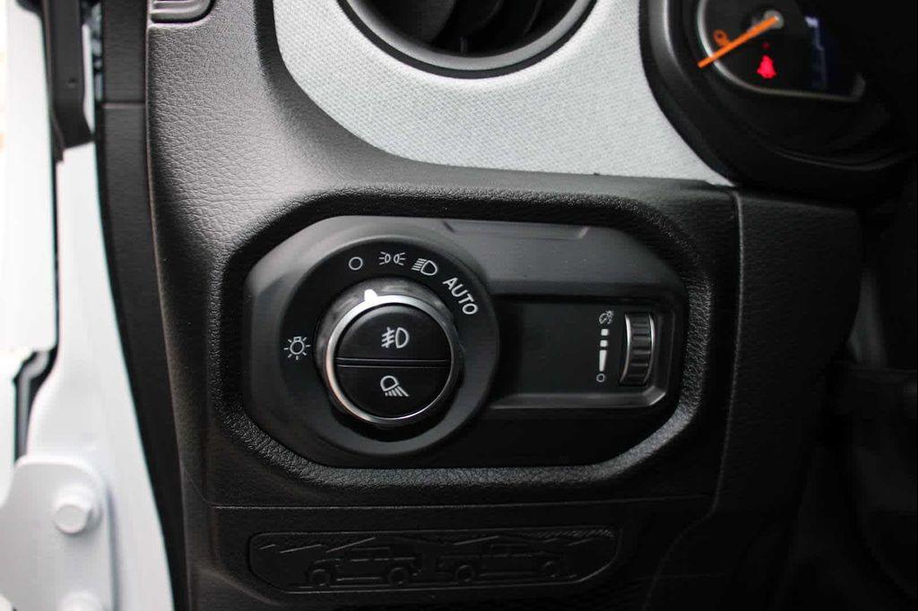 new 2025 Jeep Gladiator car, priced at $48,050