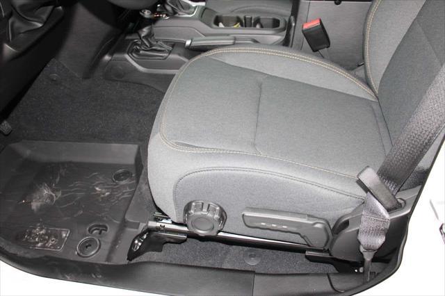 new 2025 Jeep Gladiator car, priced at $46,173
