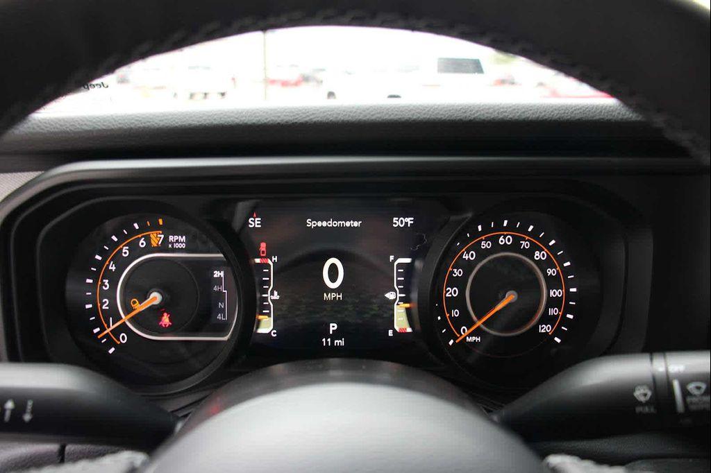 new 2025 Jeep Gladiator car, priced at $48,050