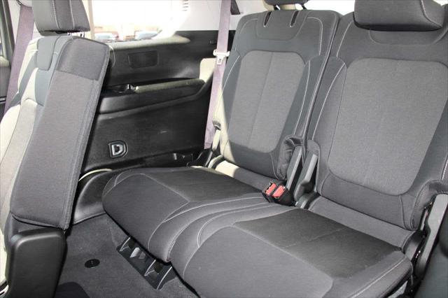 used 2023 Jeep Grand Cherokee L car, priced at $30,218