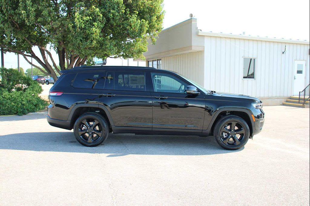 new 2025 Jeep Grand Cherokee L car, priced at $52,970