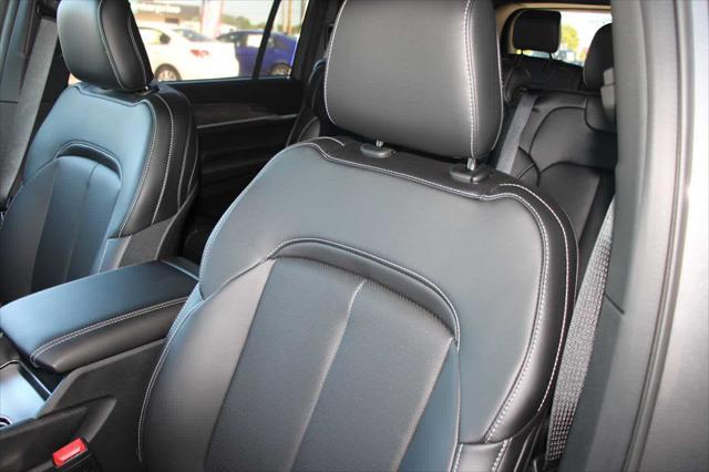 new 2025 Jeep Grand Cherokee L car, priced at $54,682