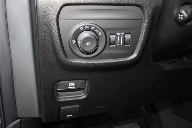 new 2025 Jeep Grand Cherokee L car, priced at $54,682