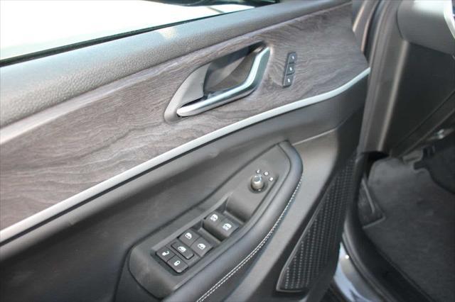 new 2025 Jeep Grand Cherokee L car, priced at $54,682