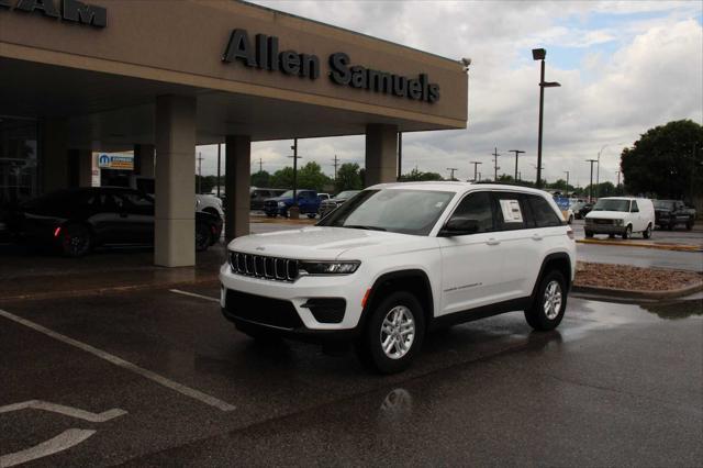 new 2025 Jeep Grand Cherokee car, priced at $40,638