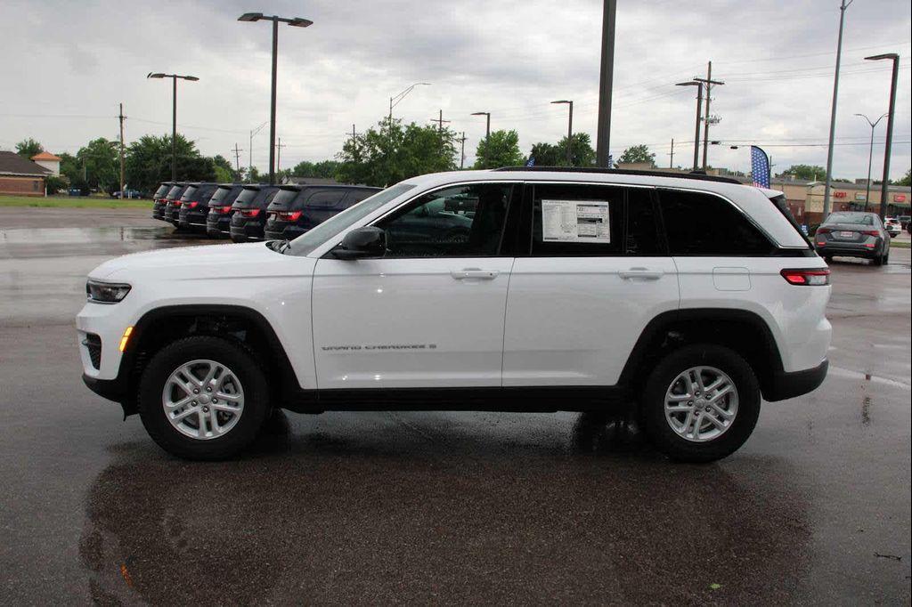 new 2025 Jeep Grand Cherokee car, priced at $43,820
