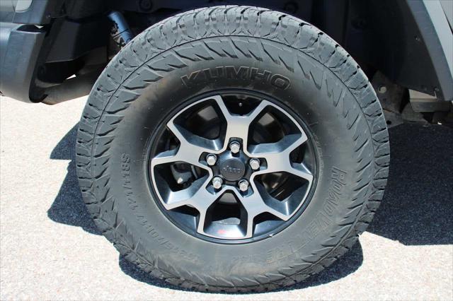 used 2019 Jeep Wrangler Unlimited car, priced at $30,995
