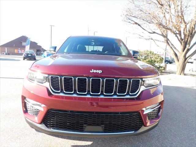 new 2025 Jeep Grand Cherokee car, priced at $44,795