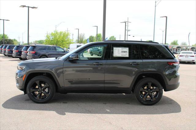 new 2025 Jeep Grand Cherokee car, priced at $50,356