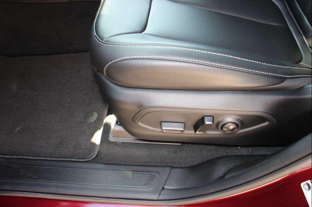 new 2025 Jeep Grand Cherokee car, priced at $49,385