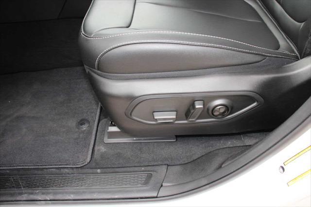 new 2025 Jeep Grand Cherokee L car, priced at $52,420