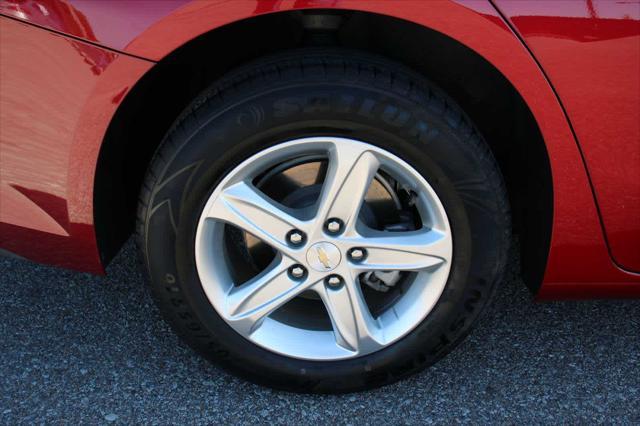 used 2024 Chevrolet Malibu car, priced at $22,999