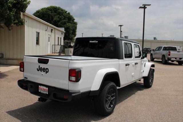 new 2025 Jeep Gladiator car, priced at $47,768