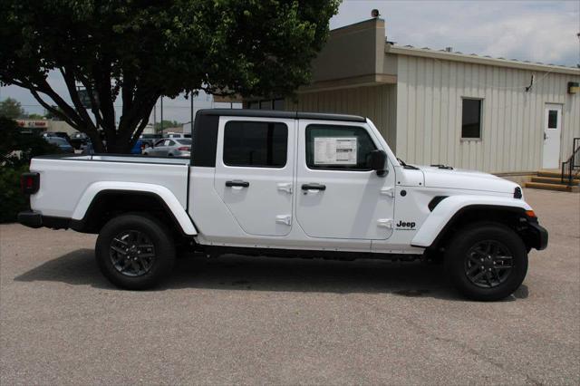 new 2025 Jeep Gladiator car, priced at $46,768