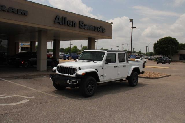 new 2025 Jeep Gladiator car, priced at $47,768