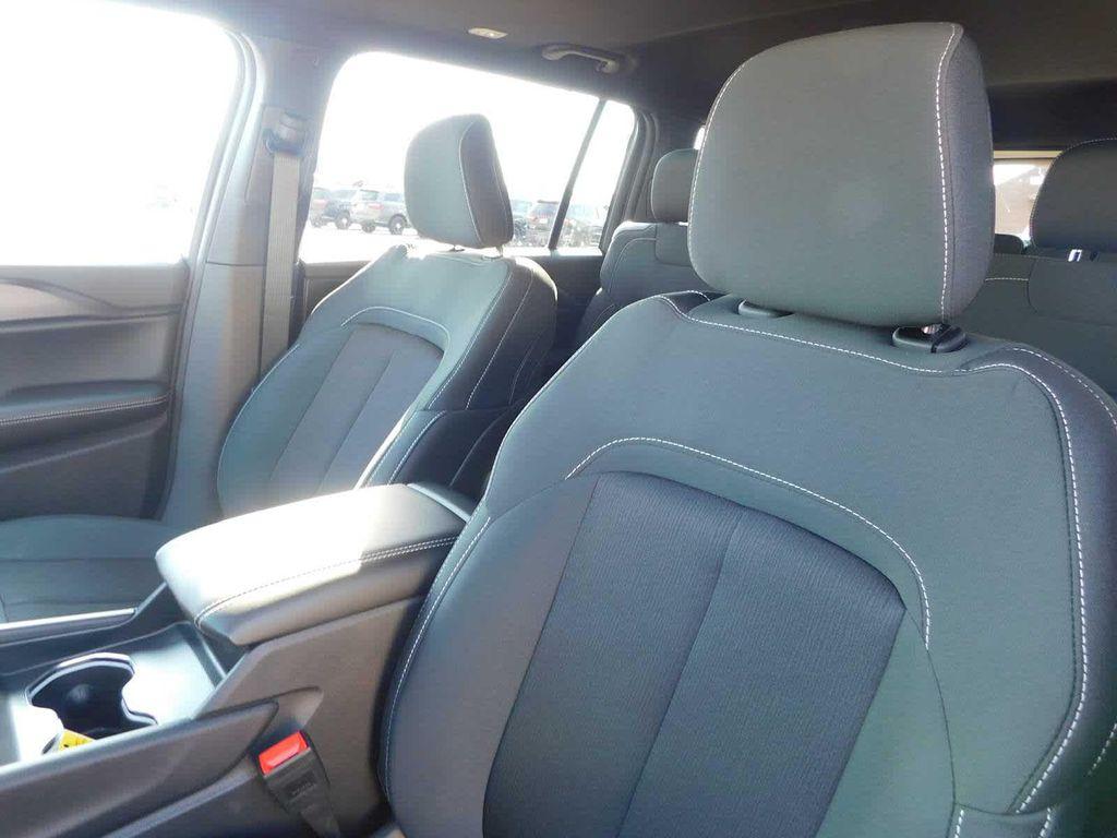new 2025 Jeep Grand Cherokee L car, priced at $44,125