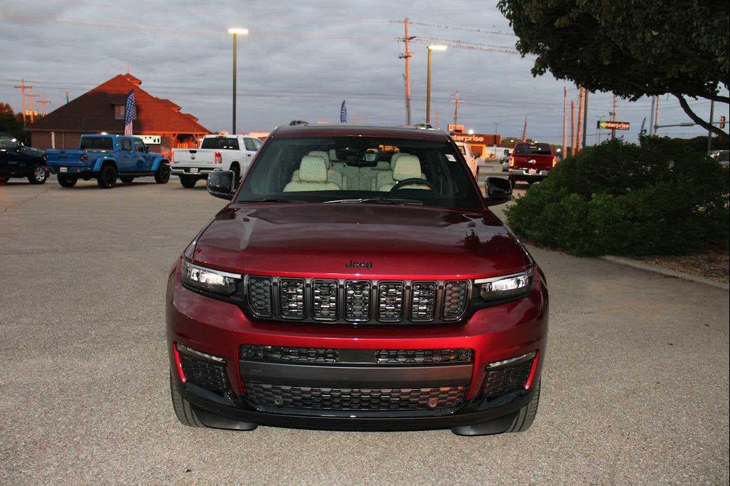 new 2025 Jeep Grand Cherokee L car, priced at $57,530