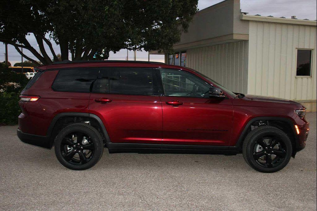 new 2025 Jeep Grand Cherokee L car, priced at $57,530