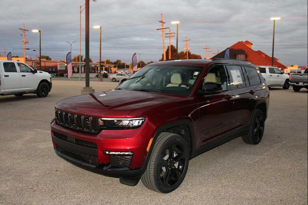 new 2025 Jeep Grand Cherokee L car, priced at $57,530