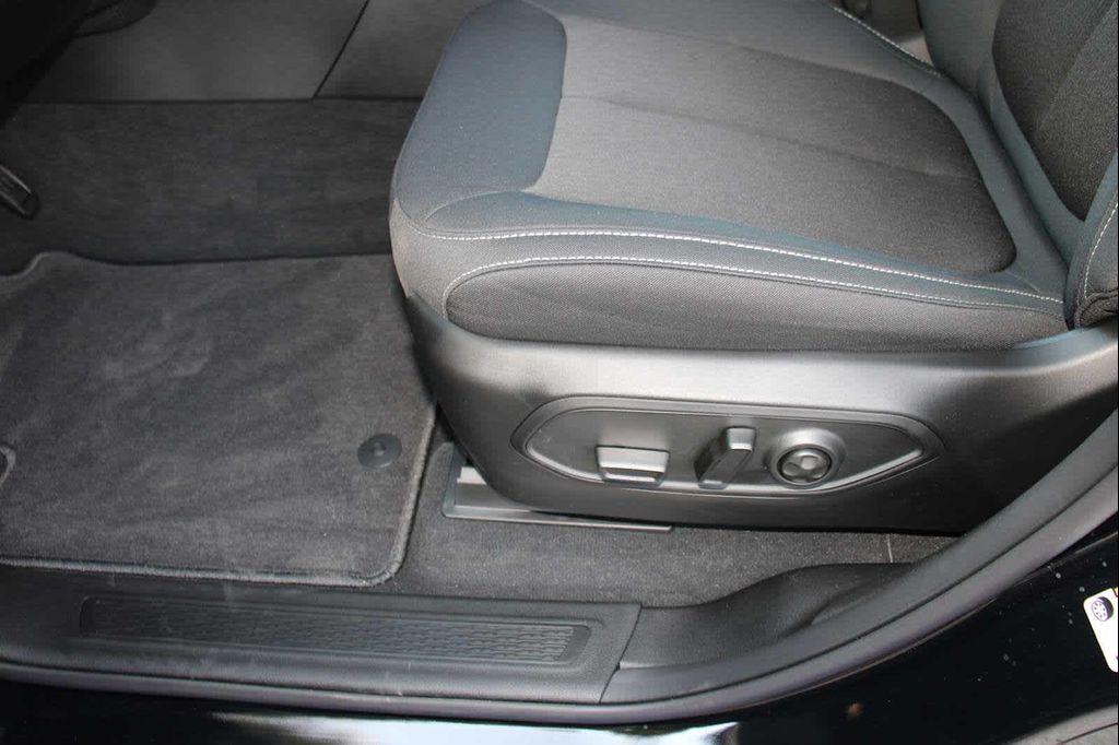 new 2025 Jeep Grand Cherokee car, priced at $42,165