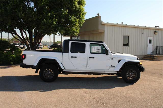 new 2025 Jeep Gladiator car, priced at $52,015