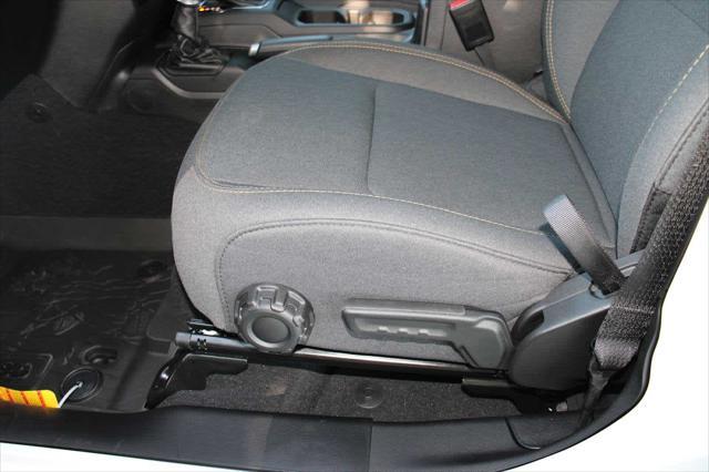 new 2025 Jeep Gladiator car, priced at $52,015