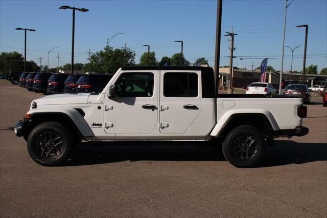new 2025 Jeep Gladiator car, priced at $52,015