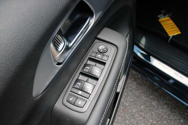 new 2025 Chrysler Pacifica car, priced at $51,271