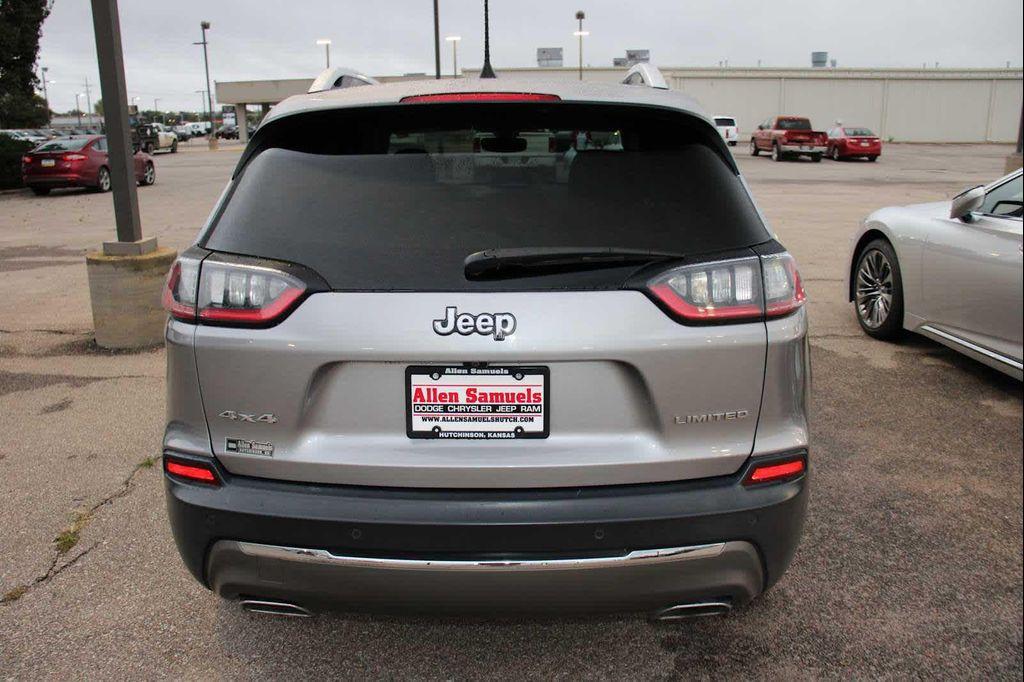 used 2019 Jeep Cherokee car, priced at $15,991