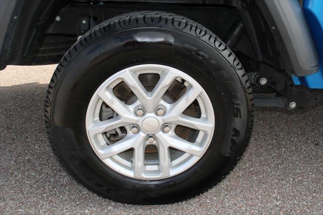 used 2023 Jeep Gladiator car, priced at $32,977