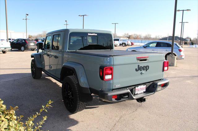 new 2025 Jeep Gladiator car, priced at $45,145