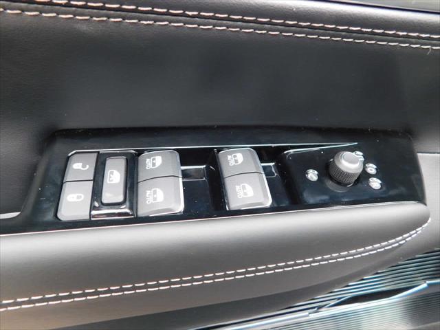 new 2024 Jeep Grand Wagoneer L car, priced at $100,243
