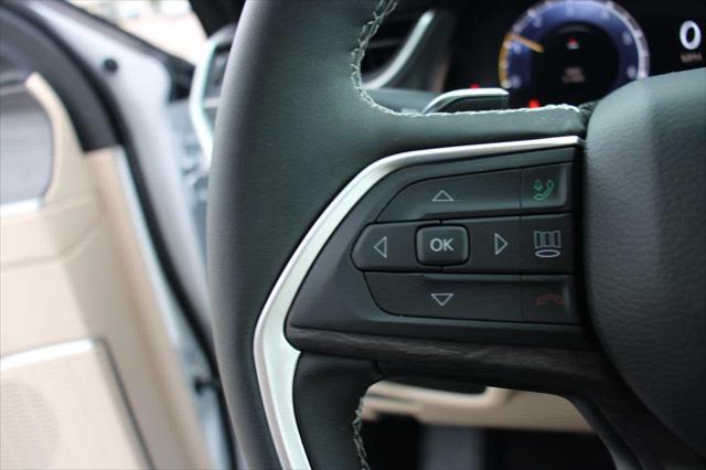 new 2025 Jeep Grand Cherokee car, priced at $51,196