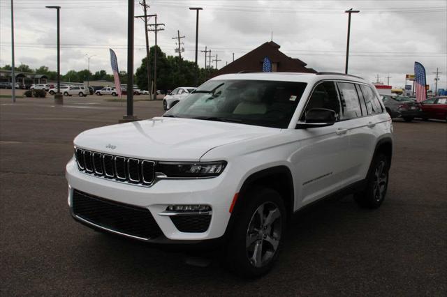 new 2025 Jeep Grand Cherokee car, priced at $51,196
