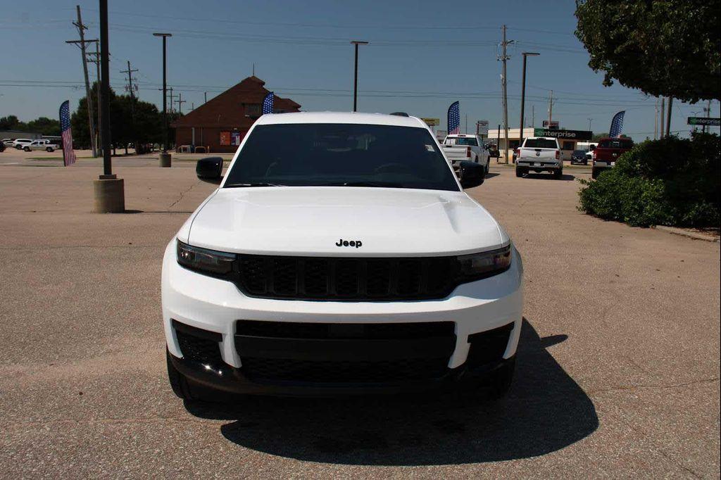 new 2025 Jeep Grand Cherokee L car, priced at $48,525