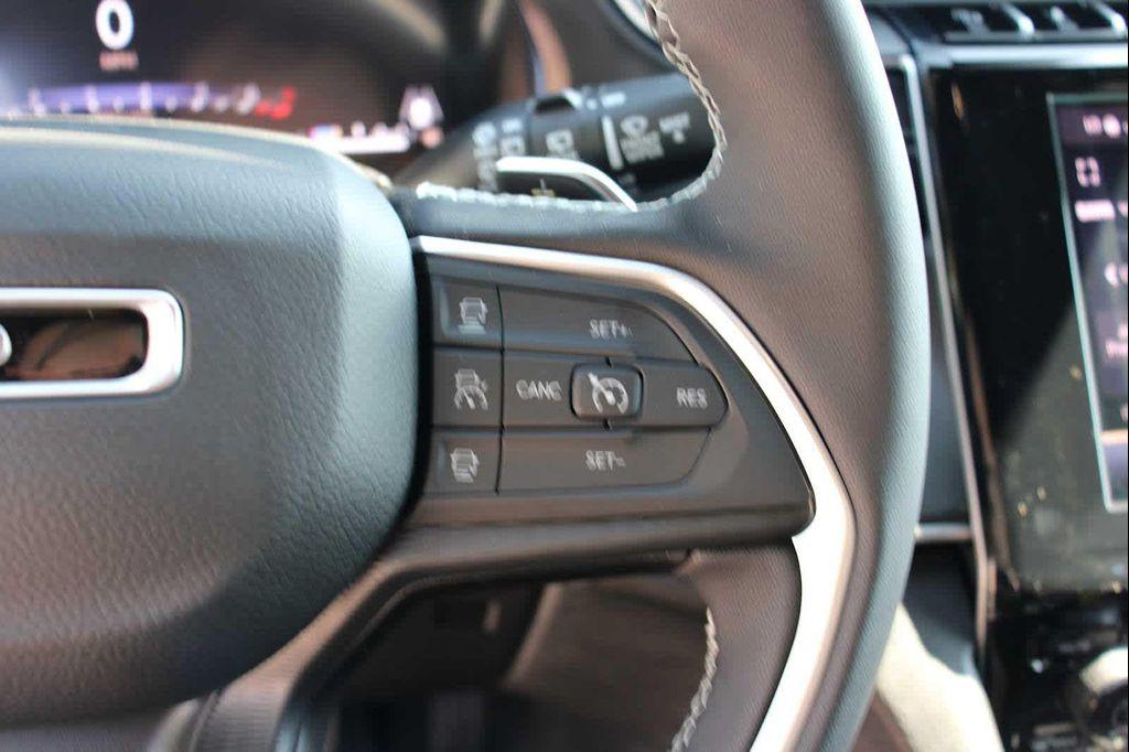 new 2025 Jeep Grand Cherokee L car, priced at $48,525