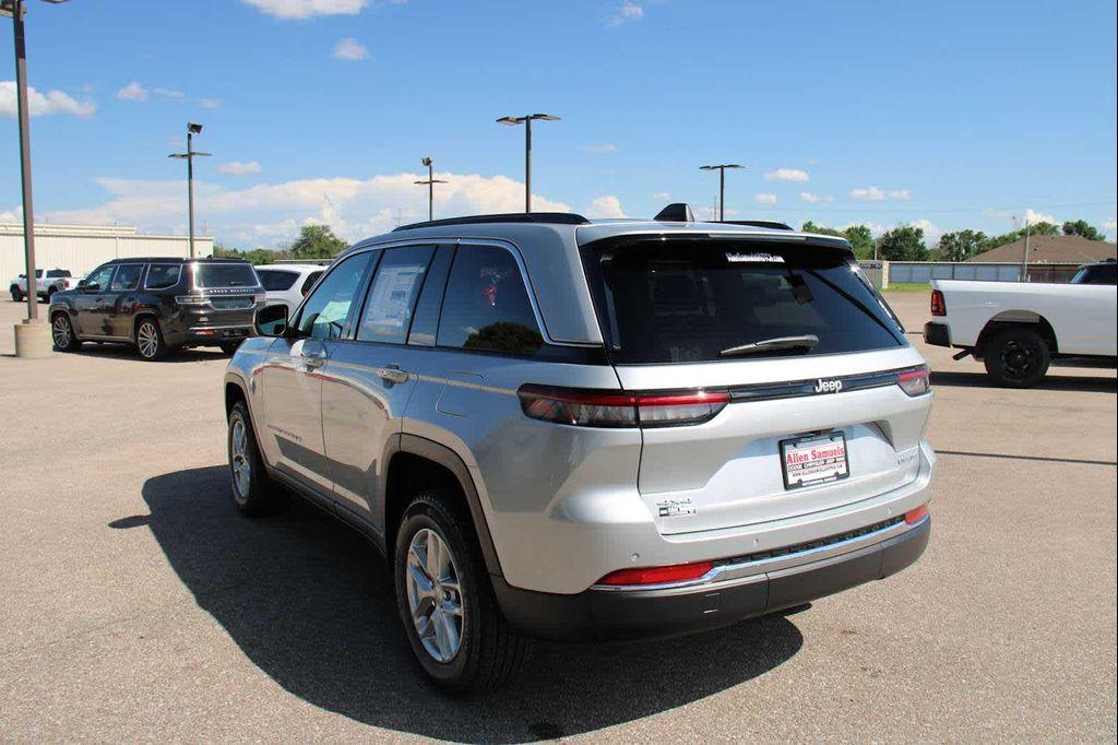 new 2025 Jeep Grand Cherokee car, priced at $45,165