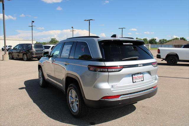 new 2025 Jeep Grand Cherokee car, priced at $41,767