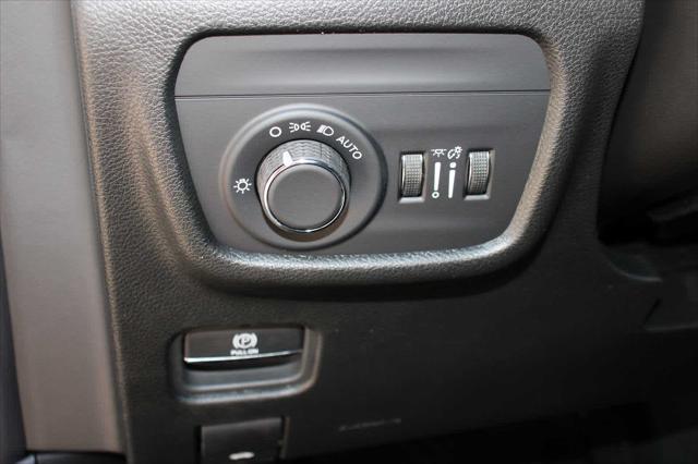 new 2025 Jeep Grand Cherokee car, priced at $41,767