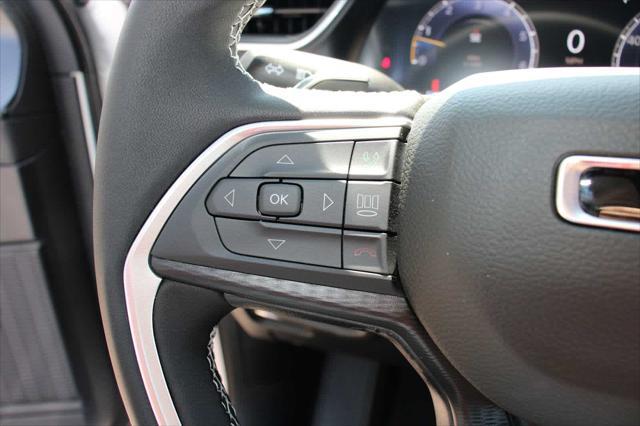 new 2025 Jeep Grand Cherokee L car, priced at $43,253