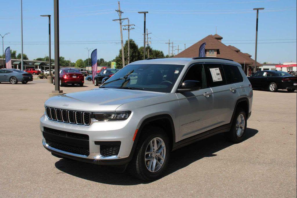 new 2025 Jeep Grand Cherokee L car, priced at $43,670