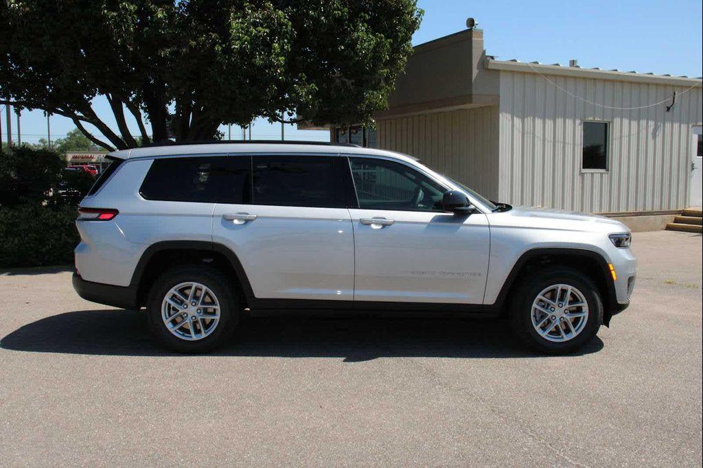 new 2025 Jeep Grand Cherokee L car, priced at $43,670