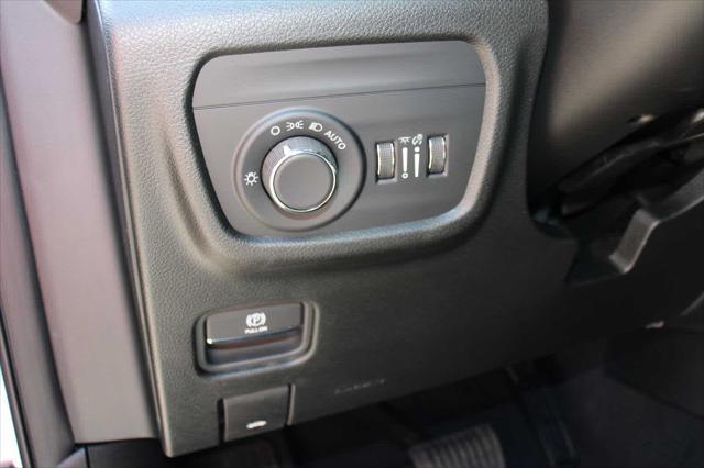 new 2025 Jeep Grand Cherokee L car, priced at $43,253