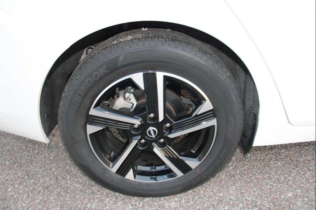 used 2024 Nissan Sentra car, priced at $21,033