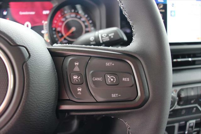 new 2025 Jeep Gladiator car, priced at $47,613