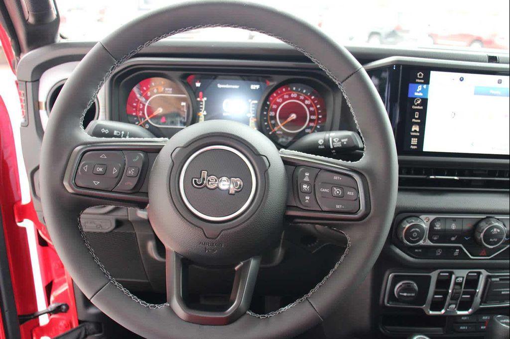 new 2025 Jeep Gladiator car, priced at $48,490