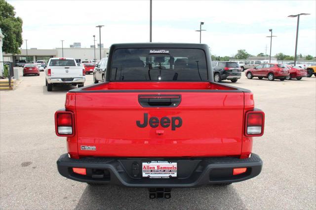 new 2025 Jeep Gladiator car, priced at $47,613