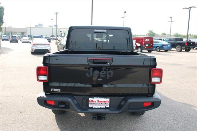 new 2025 Jeep Gladiator car, priced at $44,473
