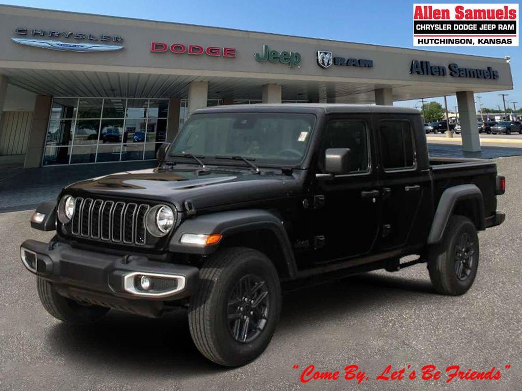 new 2025 Jeep Gladiator car, priced at $43,600
